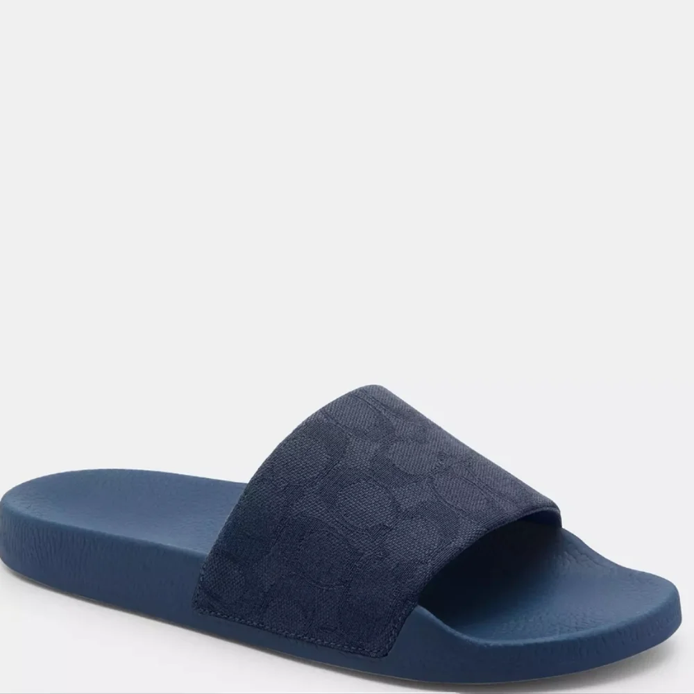 Coach Slides - Picture 2 of 4